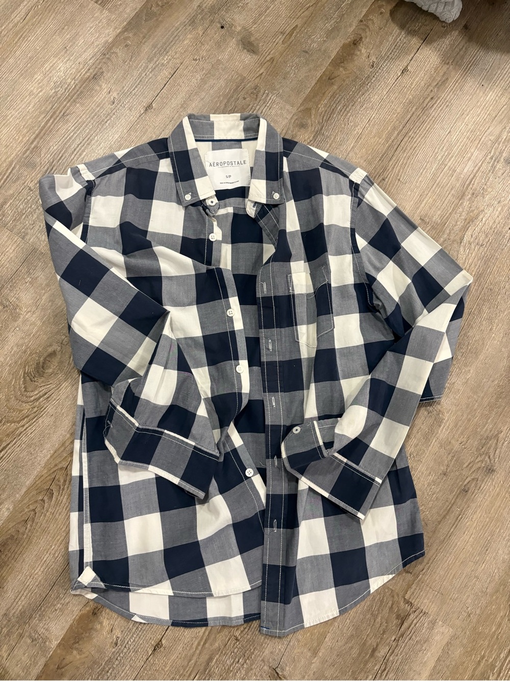 Aeropostale Men's Navy and White Buffalo Check Button-Down Shirt